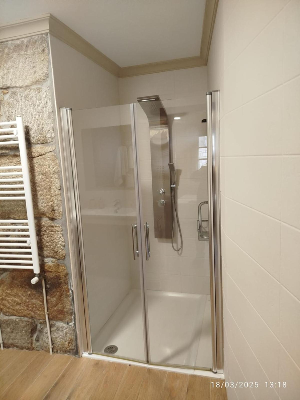 O Apartamento Do Xanza, Ideal Para Parejas Adaptado Movilidad Reducida Meis Extérieur photo