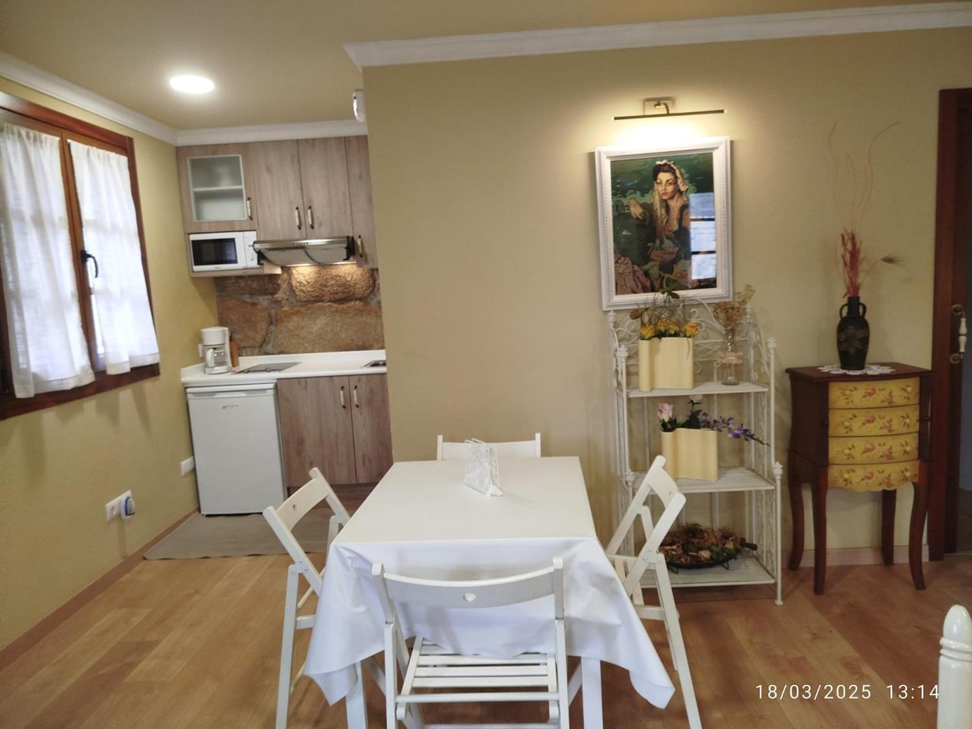 O Apartamento Do Xanza, Ideal Para Parejas Adaptado Movilidad Reducida Meis Extérieur photo